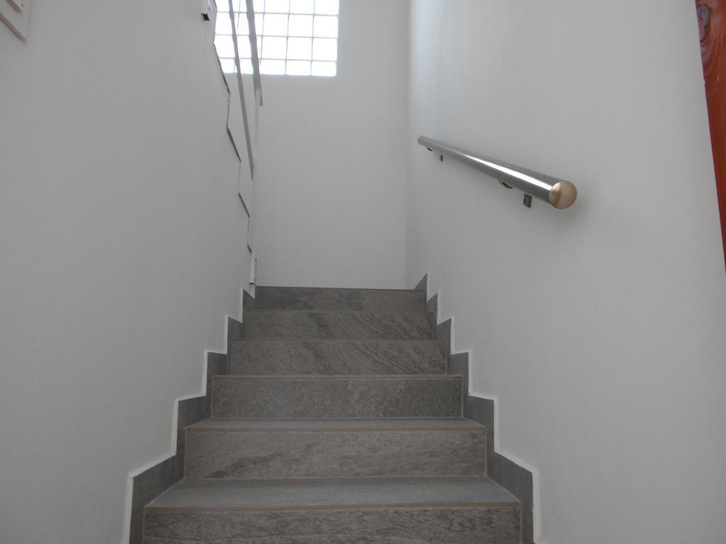 Apartment Kurelic Rab Town Exterior photo