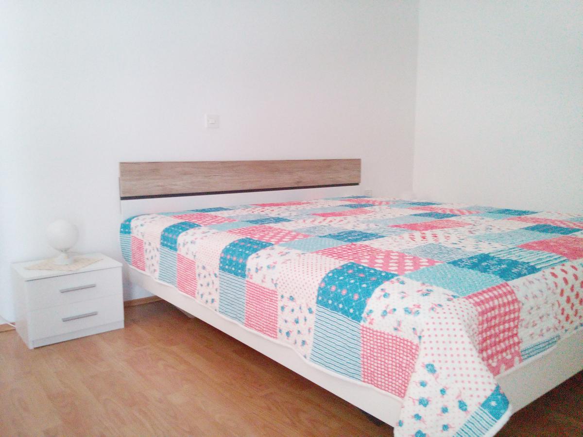 Apartment Kurelic Rab Town Exterior photo